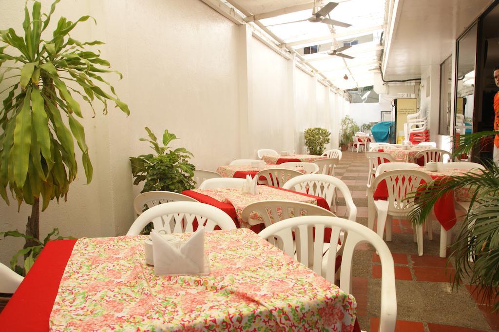 Hotel Mar Azul Inn 산타마르타 외부 사진