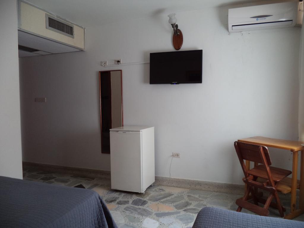 Hotel Mar Azul Inn 산타마르타 외부 사진